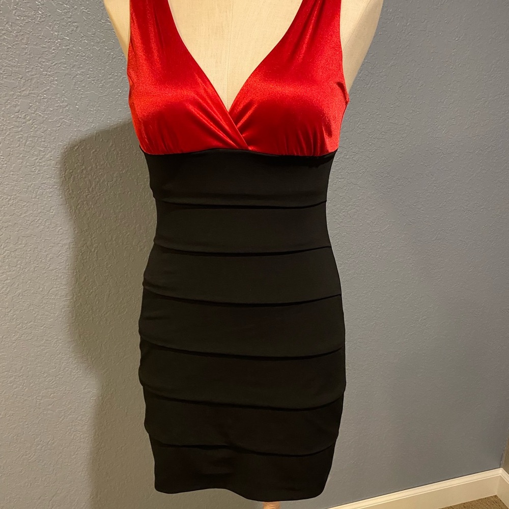 Sweet Storm Red and Black Bodycon Mini Dress Plunge Neckline